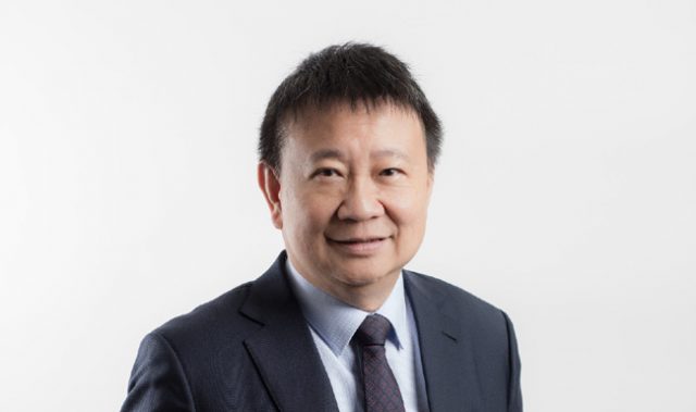 Former Chairman Of Shell Singapore Awarded IChemE Honorary Fellowship