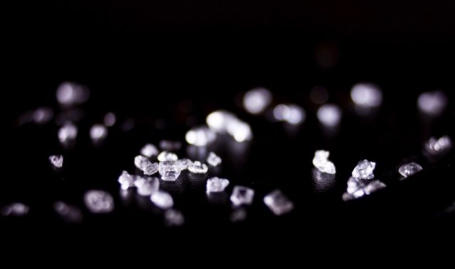Nanocapsules Selectively Sequester Sucrose