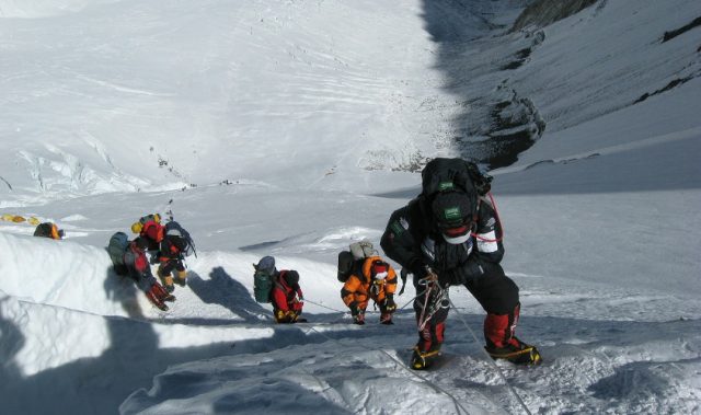 How Sherpas Function At High Altitude